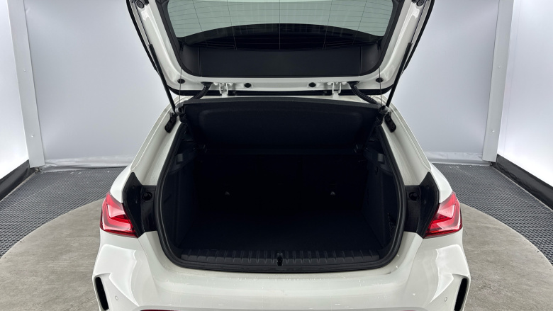 BMW 1 Series 118i [136] M Sport 5dr Step Auto [LCP] Petrol Hatchback